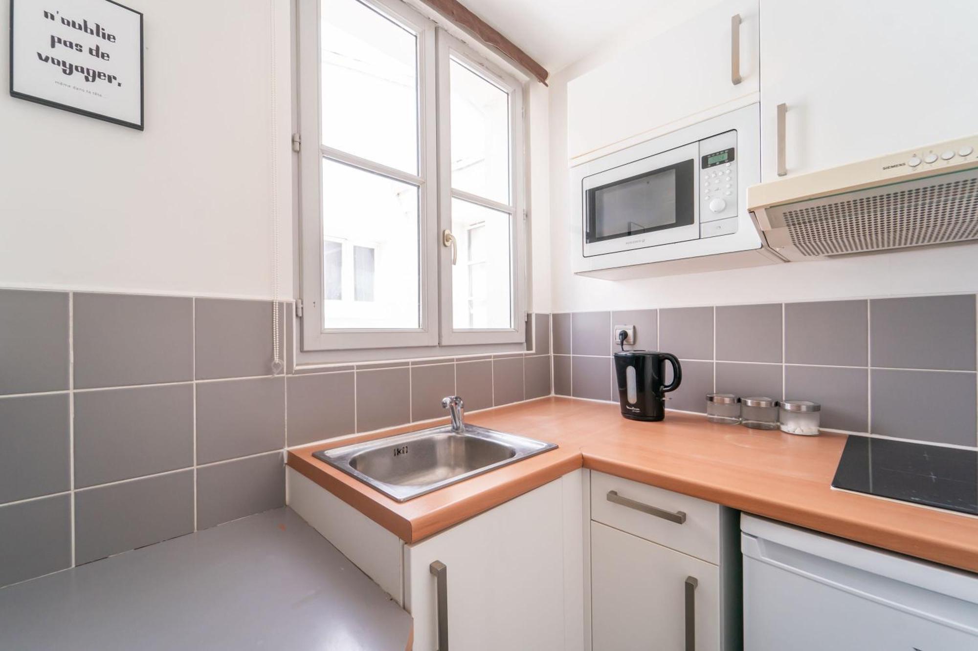 Jardin Des Plantes Apartment *